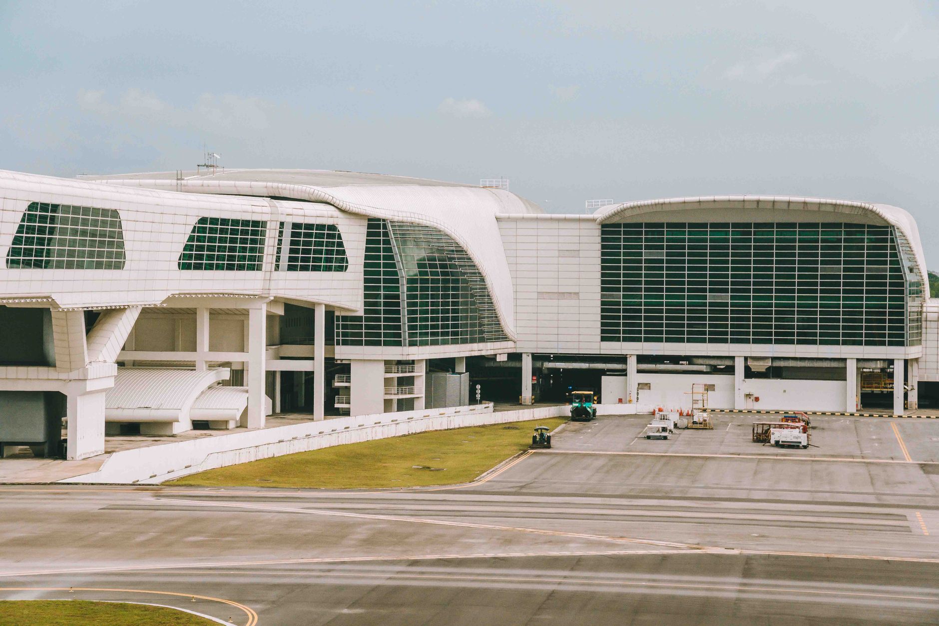 Exterior view of Madrid Barajas International Airport terminal
